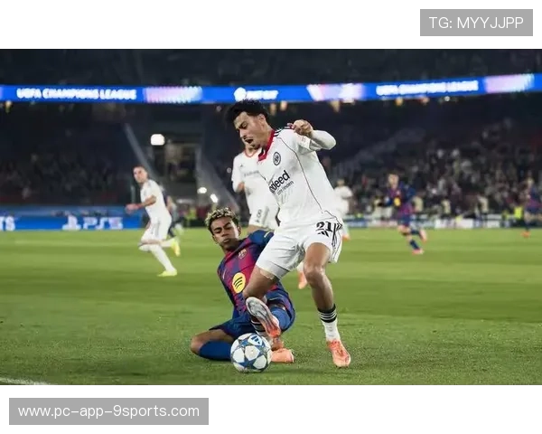 巴萨2-1复仇法兰克福，孔德上演精彩双响